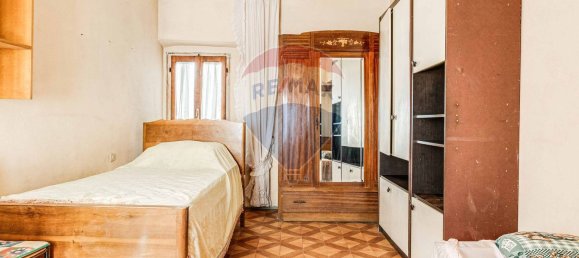 Apartamento de 3 habitaciónes en Carnago, Italy No. 223457 15