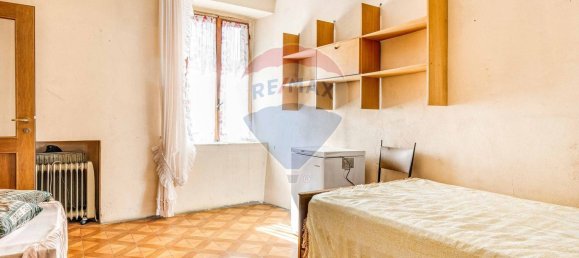 Apartamento de 3 habitaciónes en Carnago, Italy No. 223457 17