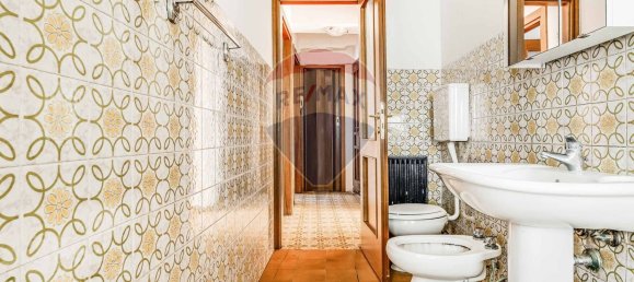 Apartamento de 3 habitaciónes en Carnago, Italy No. 223457 13