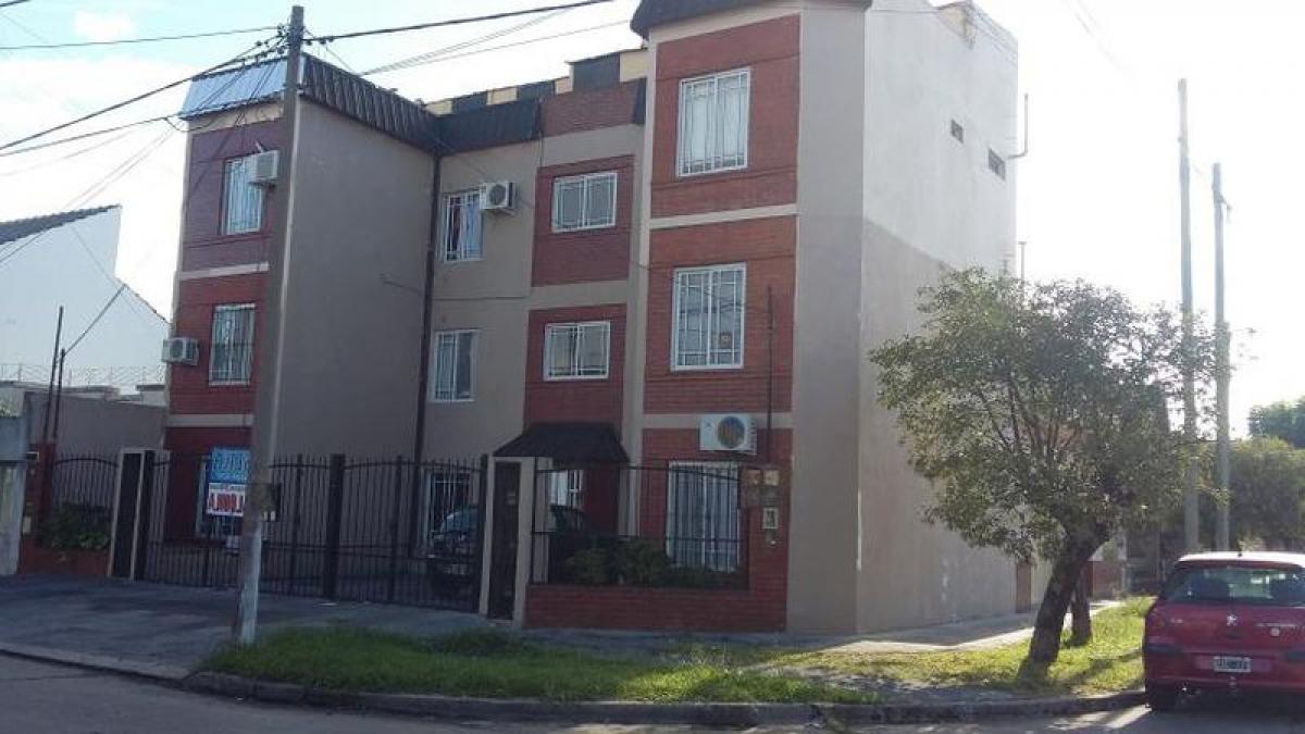 Studio in Bermudez, Argentina No. 102990