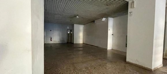 Gewerbliche Immobilie in Pescara, Italy 180m², Nr. 41887 13