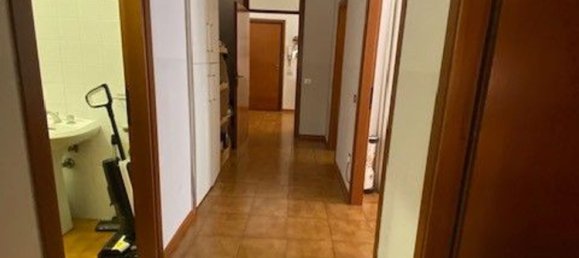 5 bedrooms Apartment in Pesaro, Italy No. 320227 17