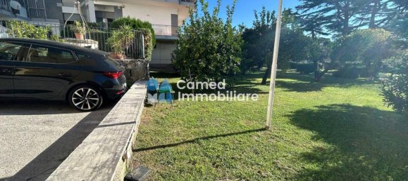 5 rooms Apartment in Naples, Italy No. 30880 8