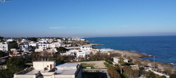 4 bedrooms Villa in Mola di Bari, Italy No. 181177 25