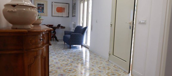 4 bedrooms Villa in Mola di Bari, Italy No. 181177 4