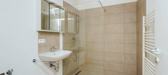 3 rooms Apartment in Gries, Austria No. 96760 11