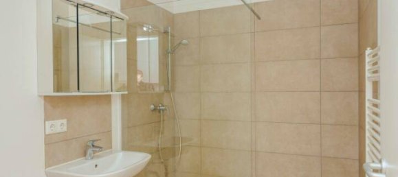 3 rooms Apartment in Gries, Austria No. 96760 10