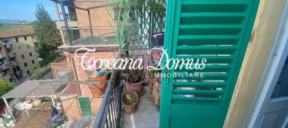 3 rooms Apartment in Siena, Italy No. 17645 6