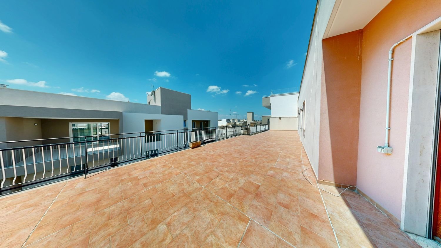 8 Schlafzimmer Penthouse in Lecce, Italy, Nr. 398546