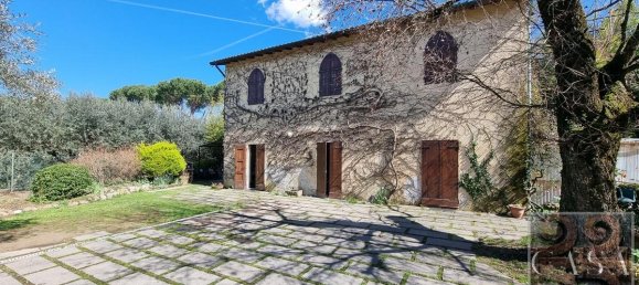 10 bedrooms House in Gragnano, Italy No. 696 2