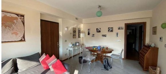 Apartamento de 4 divisões em Abbiategrasso, Italy N.º 7856 2