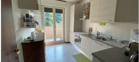Apartamento de 4 divisões em Abbiategrasso, Italy N.º 7856 5