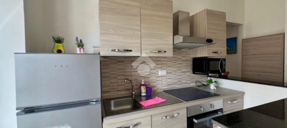 2 bedrooms Apartment in Mantua, Italy No. 359687 7