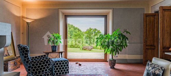 5 bedrooms Villa in Borgo San Lorenzo, Italy No. 262336 5