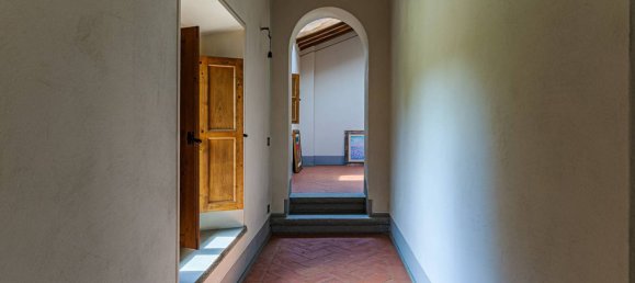 5 bedrooms Villa in Borgo San Lorenzo, Italy No. 262336 16