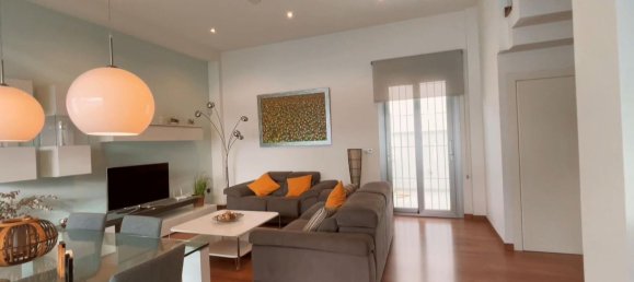 3 bedrooms House in Mil Palmeras, Spain No. 28381 4