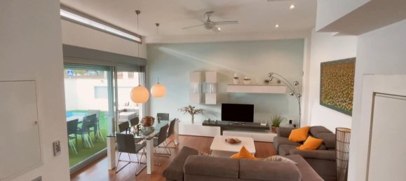 3 bedrooms House in Mil Palmeras, Spain No. 28381 18