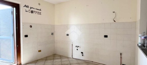 Apartamento de 3 divisões em Genzano di Roma, Italy N.º 53989 7