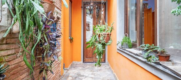 4غرفة منزل ذو طابقين في Florence, Italy رقم 214660 18