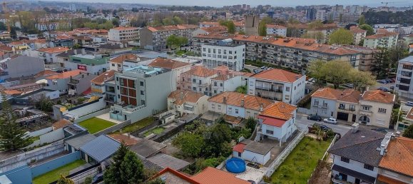 9 bedrooms House in Porto, Portugal No. 172100 6