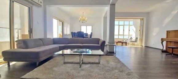 4 bedrooms Apartment in Limassol, Cyprus No. 76687 4