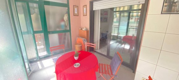 Apartamento de 2 divisões em Bari, Italy N.º 33896 5