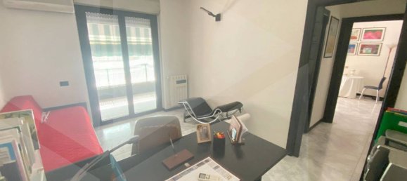 Apartamento de 2 divisões em Bari, Italy N.º 33896 9