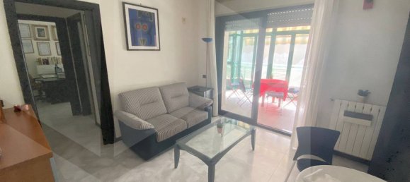 Apartamento de 2 divisões em Bari, Italy N.º 33896 3