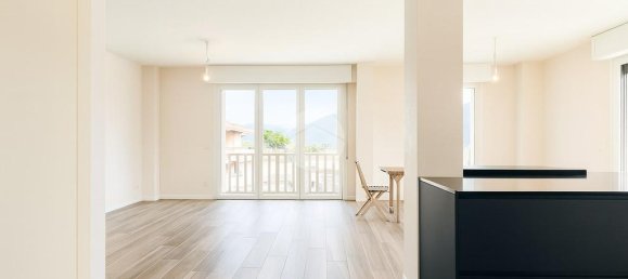 2 bedrooms Penthouse in Brescia, Italy No. 305647 18