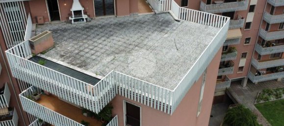 2 bedrooms Penthouse in Brescia, Italy No. 305647 11