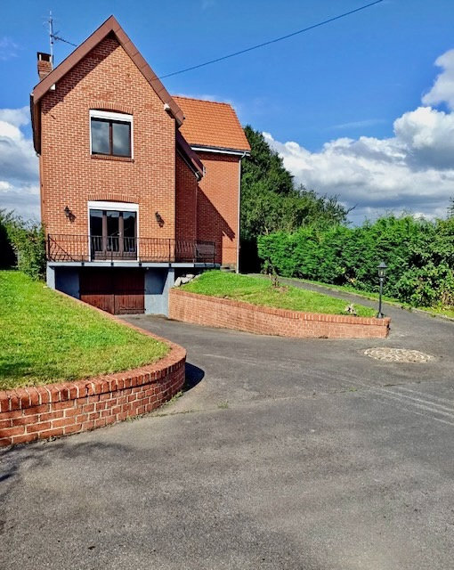 Casa de 4 dormitorios en Feignies, France No. 272219