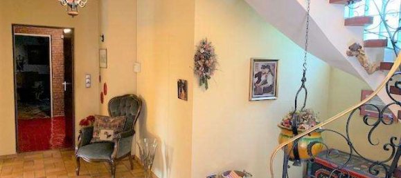 6 rooms House in Coburg, Germany No. 37229 9