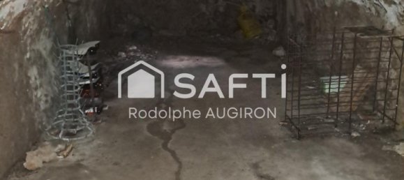 2 bedrooms House in Blois, France No. 84771 8