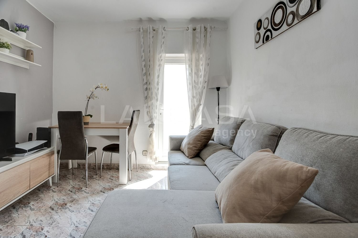 3 bedrooms Apartment in Cornella De Llobregat, Spain No. 255525