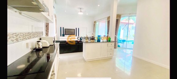 320m² House in Pattaya, Thailand No. 27153 10