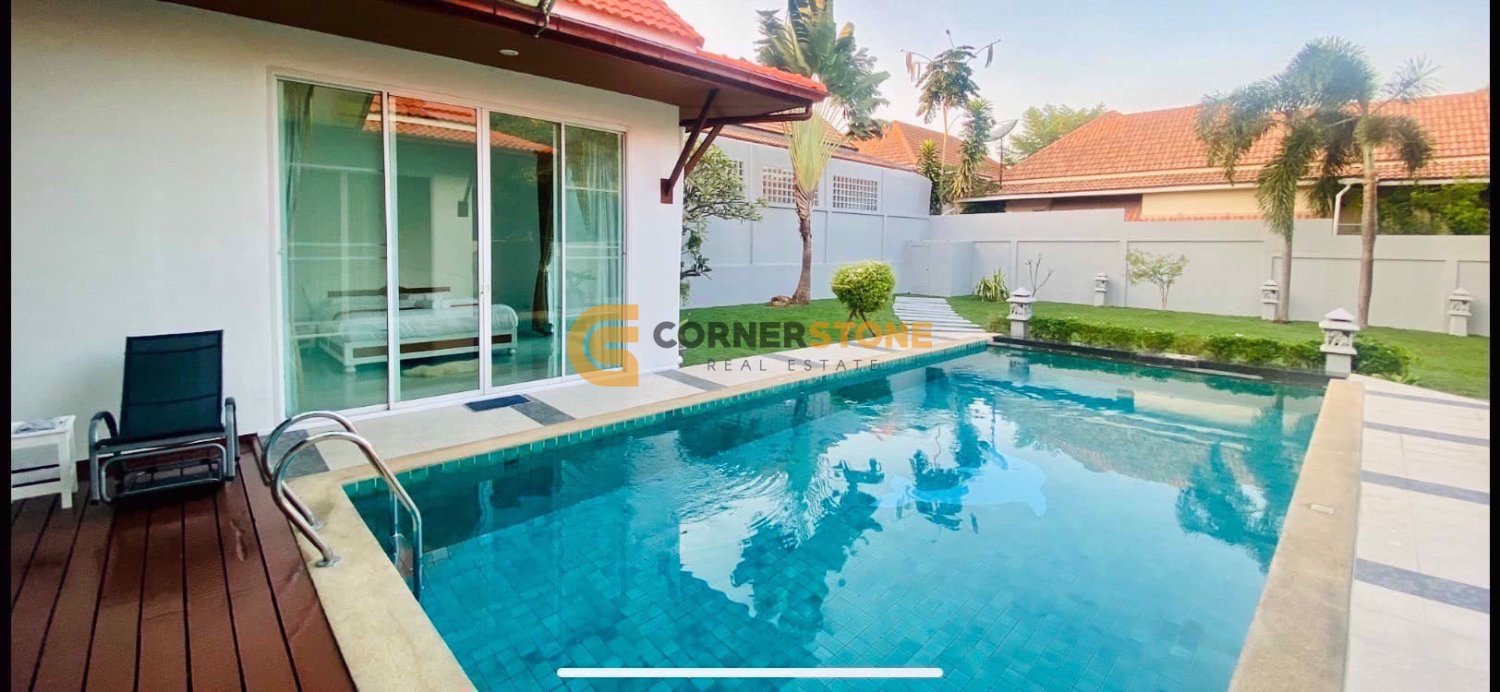 320m² House in Pattaya, Thailand No. 27153