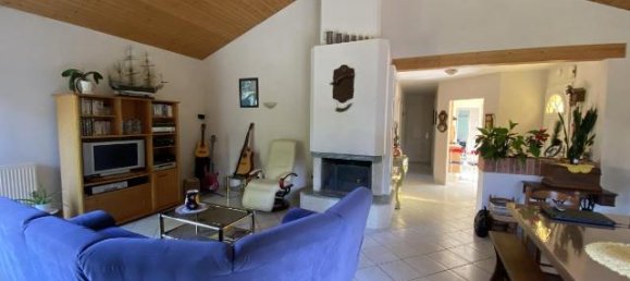 2 Schlafzimmer Haus in Vertou, France, Nr. 295159 6