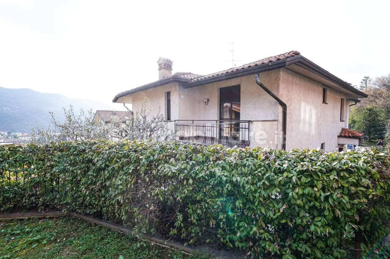 6 bedrooms Villa in Cisano Bergamasco, Italy No. 70765