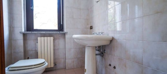 6 bedrooms Villa in Cisano Bergamasco, Italy No. 70765 23