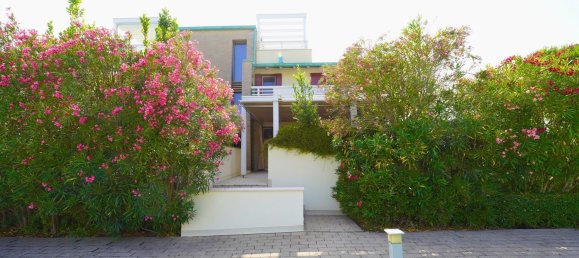 10 Schlafzimmer Villa in Udine, Italy, Nr. 333947 26