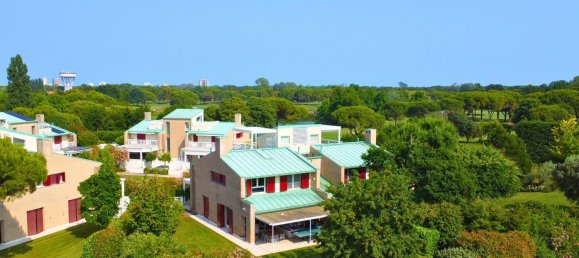 10 Schlafzimmer Villa in Udine, Italy, Nr. 333947 13