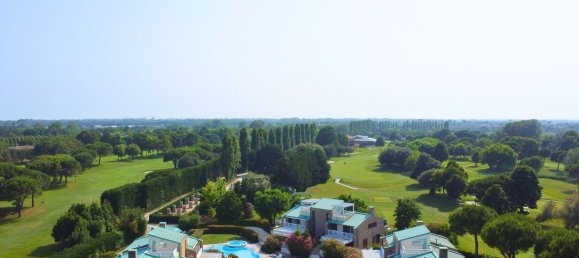 10 Schlafzimmer Villa in Udine, Italy, Nr. 333947 19