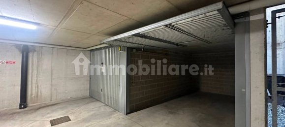 2 bedrooms Apartment in Milan, Italy No. 328409 32