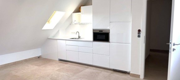 100m² Office in Vienna, Austria No. 17220 3