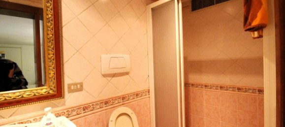 Вилла с 8 комнатами в Капаннори, Италия № 155422 16