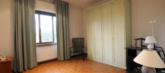 Вилла с 8 комнатами в Капаннори, Италия № 155422 28