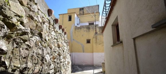 Дом с 4 комнатами в Масса Лубренсе, Италия № 177846 6