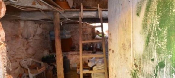 Дом с 4 комнатами в Масса Лубренсе, Италия № 177846 20