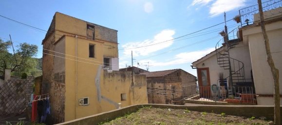 Дом с 4 комнатами в Масса Лубренсе, Италия № 177846 15