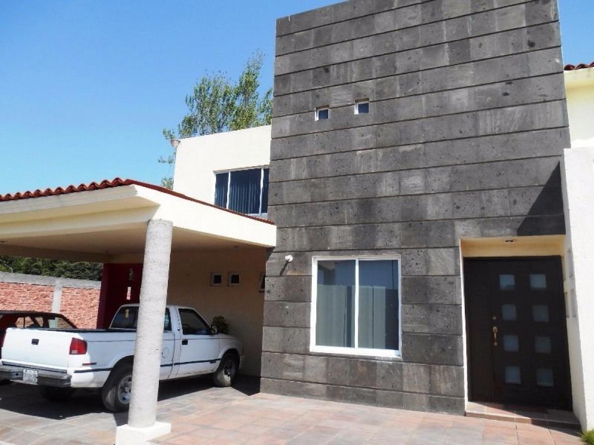 3 bedrooms House in San Mateo Atenco, Mexico No. 216357